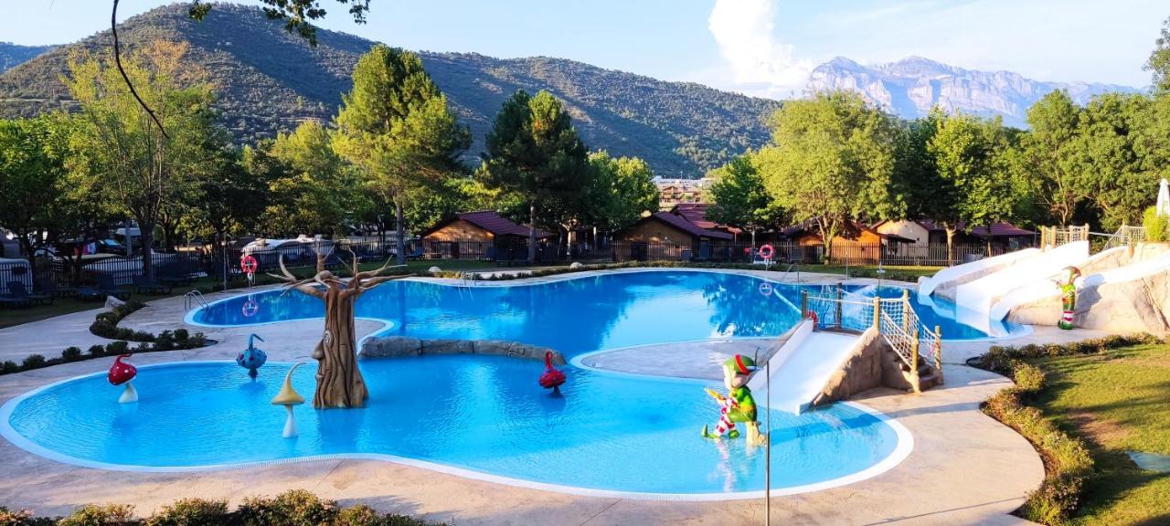 Wecamp Pirineos 호텔 볼타나 외부 사진